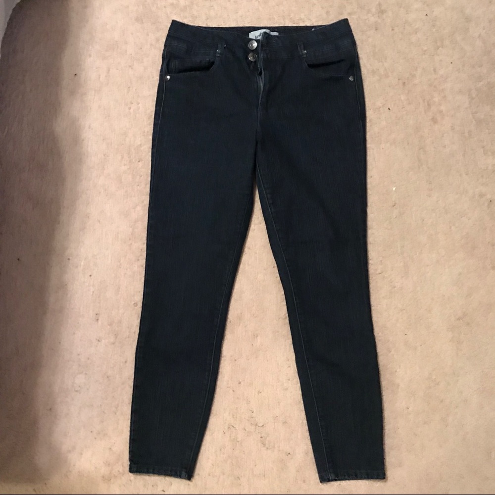 Jolt High Waisted Jeans